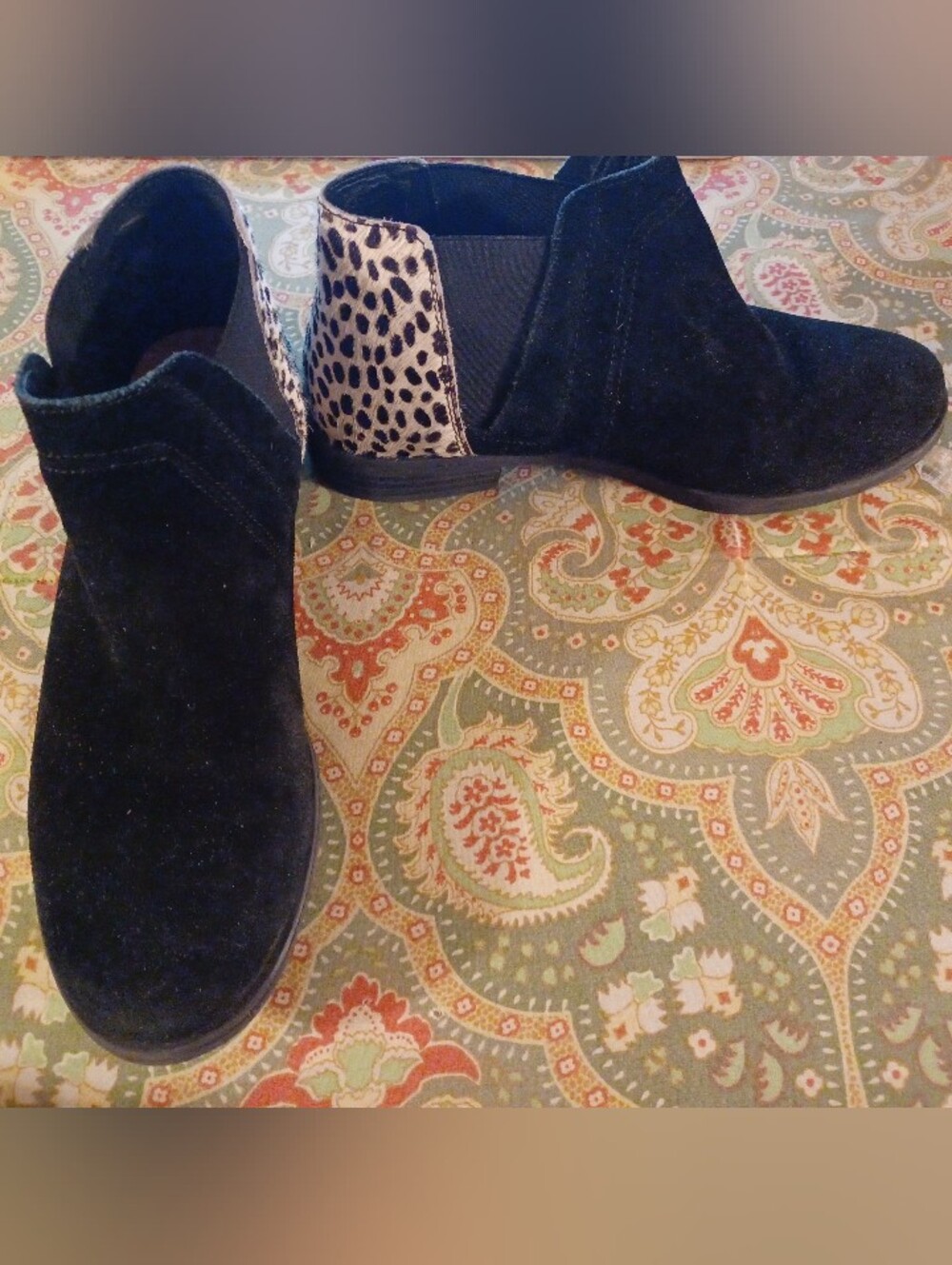 Clarks 9 40 Women's black animal print fur booties ankle boots shoes